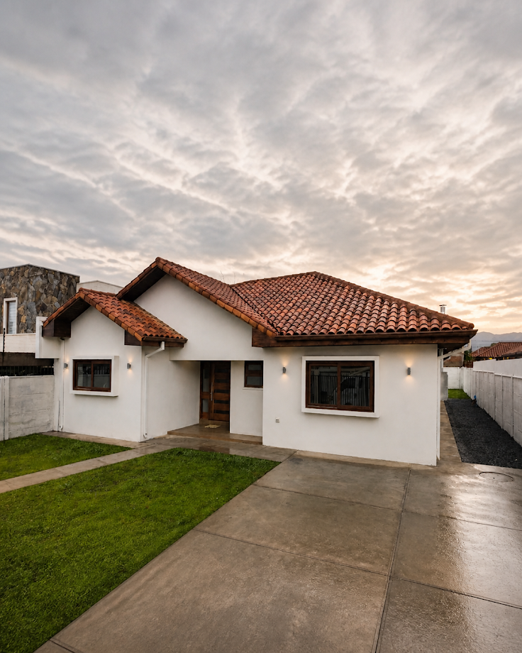 Fachada residencial con ventanas Eco Green